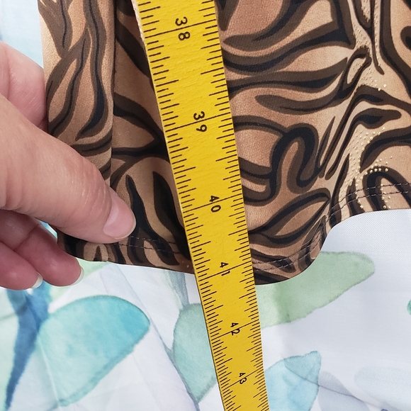 Anna sz 1X animal print wrap dress - Picture 6 of 9